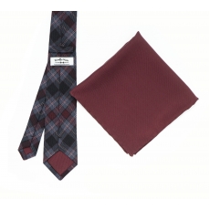     Набор "Бордовая клетка №1" с галстуком из шерсти и нагрудным платком