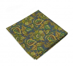       Платок-паше "Зеленая роща", шелковый нагрудный платок с узором